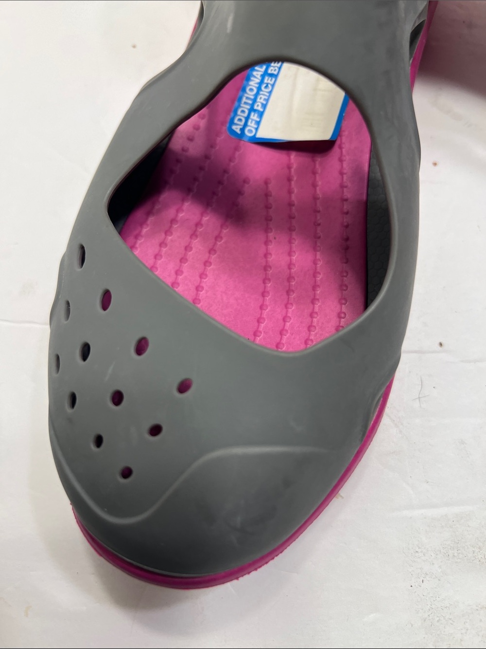 CROCS Gray Upper with Pink Footbed Women's Slingback Sandals - Picture 3 of 7